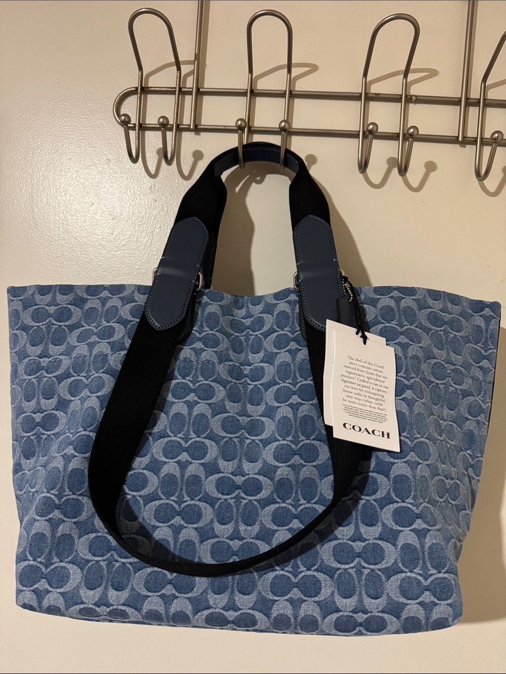 Blue Logo-Pattern Tote Bag - Designer Style - Picture 4 of 8